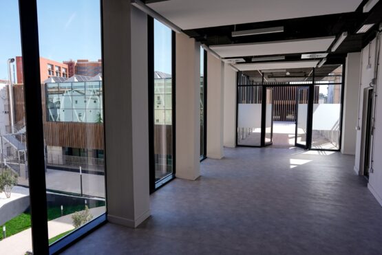 Interior del Centro Multifuncional de la calle Fúcar