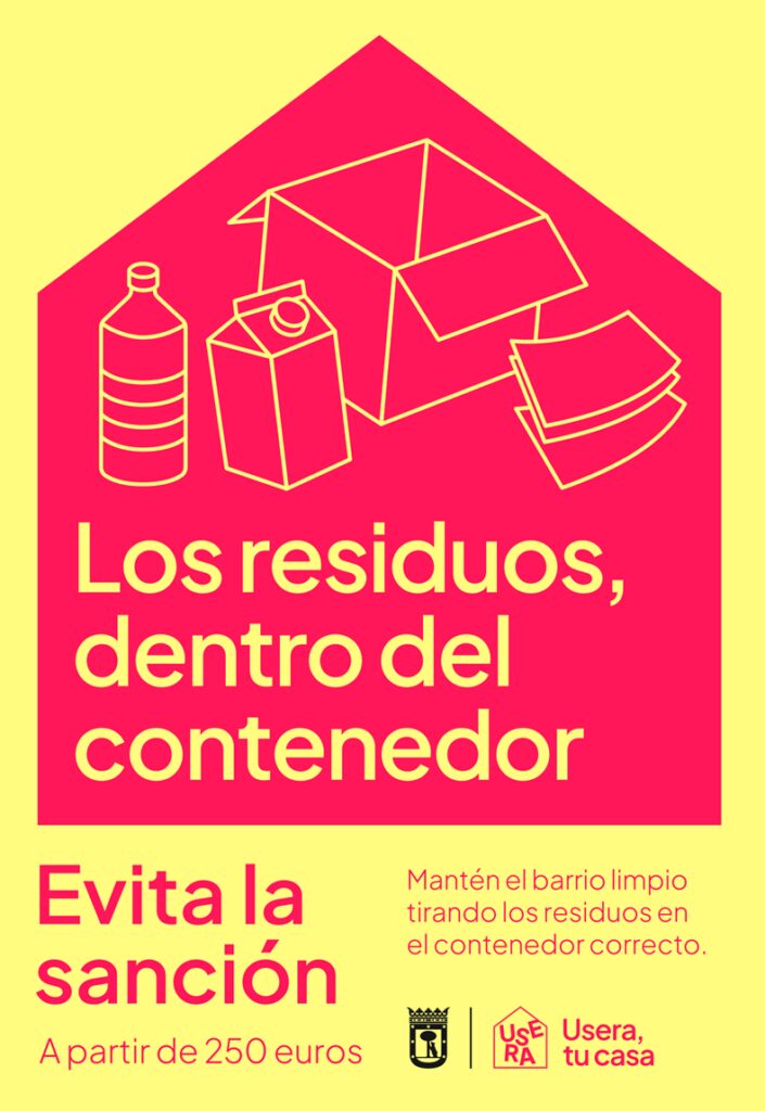 Cartel de recogida de residuos dentro contenedor para evitar sanciones