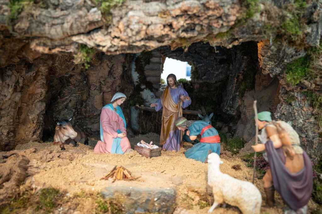 Exposición del belén navideño en el CC. Francisco Fatou